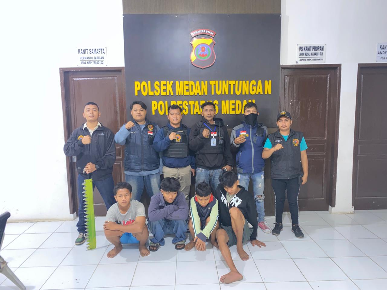 Tim Reaksi Cepat Kota Medan Berhasil Mengamankan 4 Anggota Geng Motor Di Jalan Jamin Ginting Depan Kolam Renang Hairos Kecamatan Medan Tuntungan