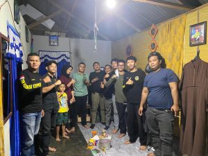 Tim Reaksi Cepat Kota Medan Melayat Ke Rumah Anggota TRC Muhammad Alwa Yang Abangnya Meninggal Dunia Di Jalan Veteran Pasar 7 Helvetia