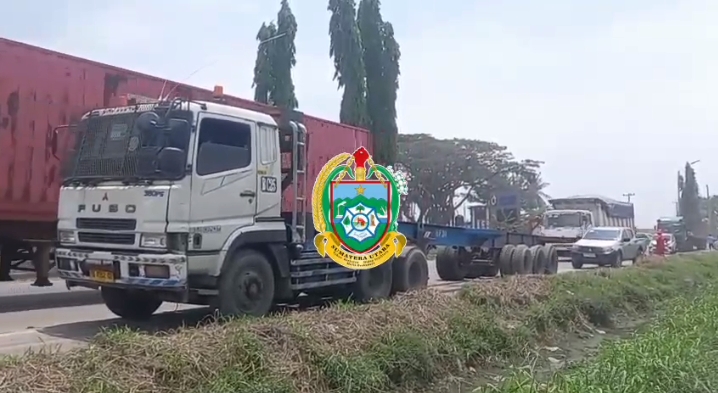 TRUK KONTAINER TERLEPAS DARI SASIS , SKANDAL PELABUHAN TERKUAK, MEDAN – BELAWAN DARURAT KESELAMATAN! & BELUM LAGI KASUS MAKAN KORBAN
