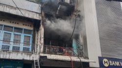 Toko Sparepart dan aksesoris kendaraan di jalan SEMARANG Medan Kota terbakar