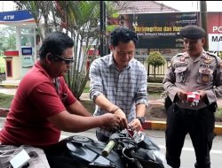 Bangkitkan semangat KEMERDEKAAN Polres Langkat bagikan 500 Bendera merah putih.