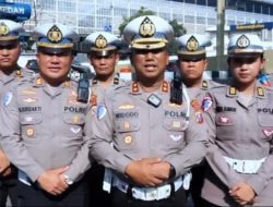 KASAT LANTAS POLRESTABES MEDAN MELAKSANAKAN RAZIA